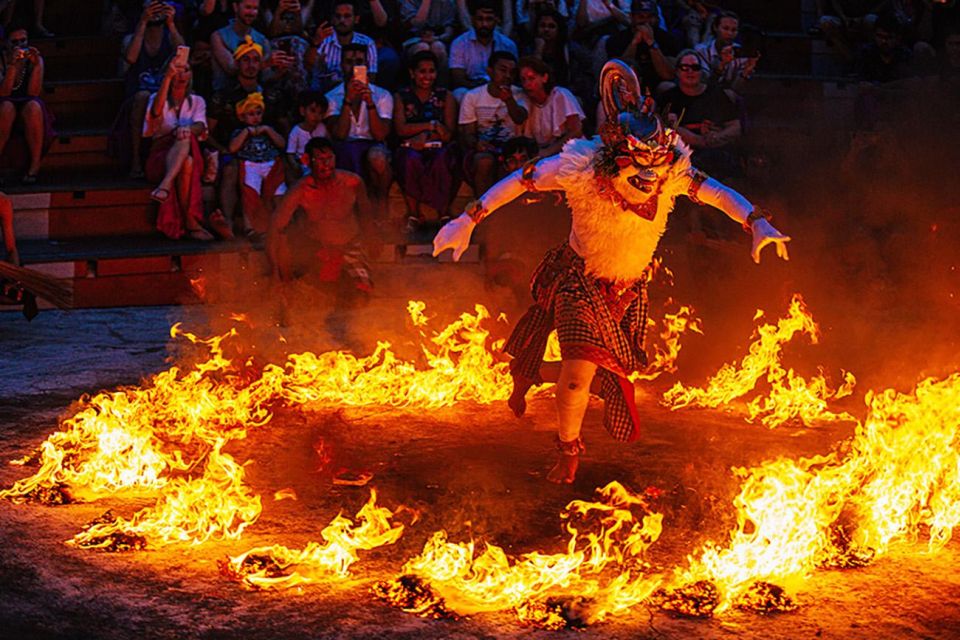 Uluwatu Temple Sunset and Kecak Fire Dance