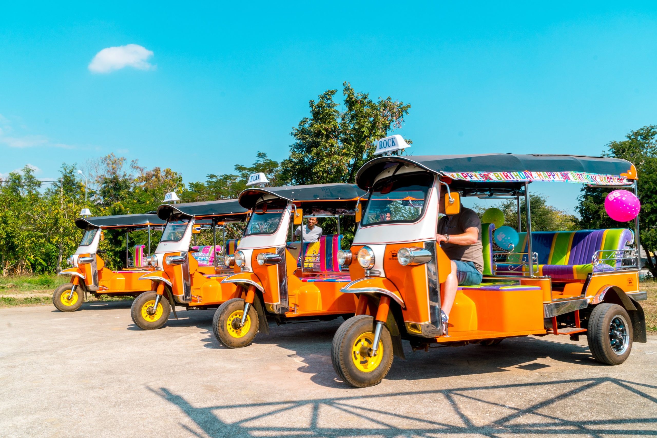 Tuk tuk self-drive adventure in Chiang Mai