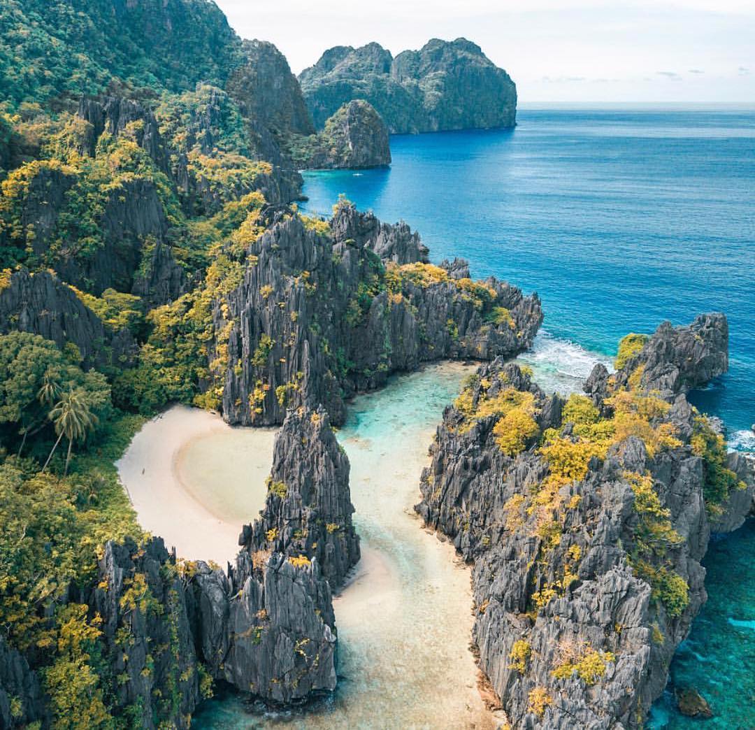 Palawan Island Explorer